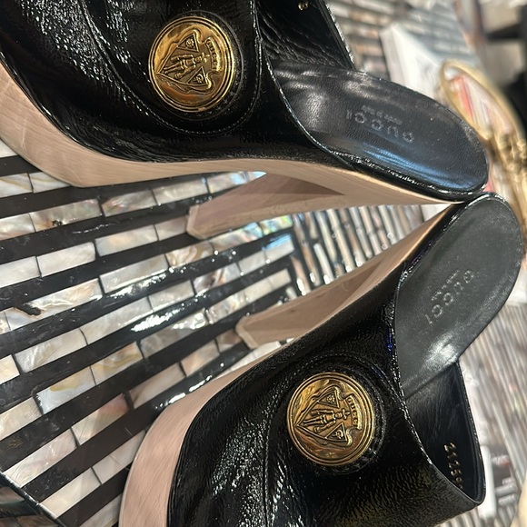 Gucci Black Patent Leather Hysteria Platform Clogs - Picture 6 of 11